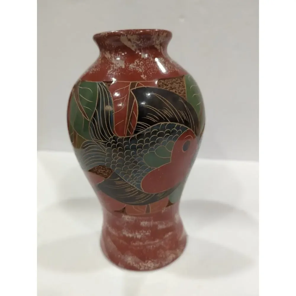 Nicaraguan Folk Art Pottery Sea‎ Turtle and Fish Etched Terracotta Clay Vase